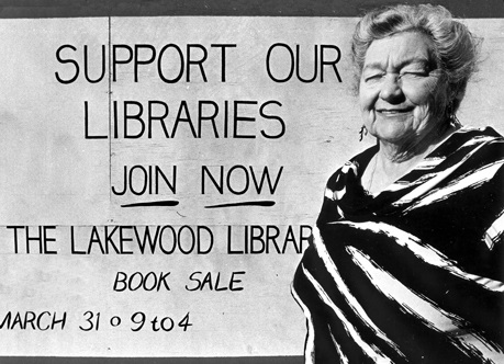 Head Librarian Helen Amestoy
